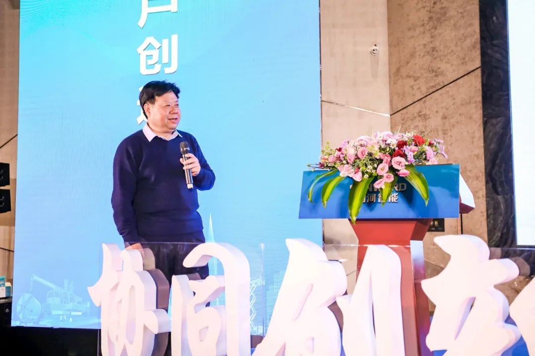 饕餮盛宴！安博电竞·（anbo）官方网站
智能•建华建材预制桩施工装备与技术交流会隆重召开