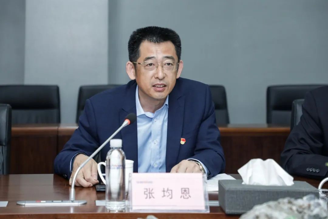 以党建促业务，以业务强党建——青岛西海岸公用事业集团考察安博电竞·（anbo）官方网站
智能