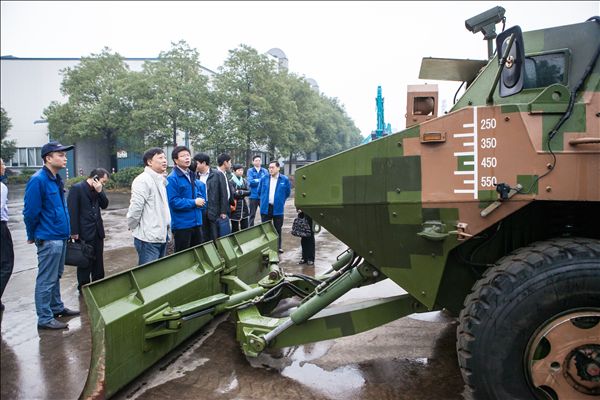 国家发改委国防动员研究发展中心毕智勇主任一行考察安博电竞·（anbo）官方网站
智能