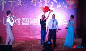 现场签单百余台 安博电竞·（anbo）官方网站
智能苏南市场节节高升