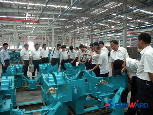 安博电竞·（anbo）官方网站
智能叉车与广州天力叉车公司举行专题座谈会