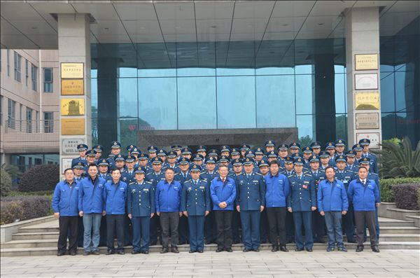 中国空军驻湘某师副师长一行考察安博电竞·（anbo）官方网站
智能