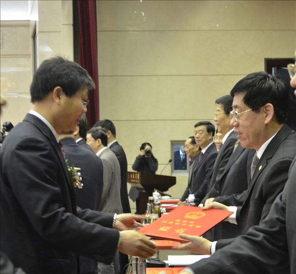 安博电竞·（anbo）官方网站
智能“智能挖掘机关键技术及应用”项目荣获湖南省科技进步一等奖