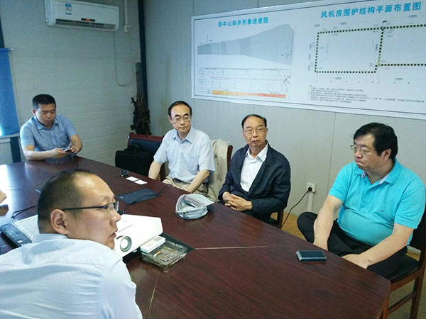 品质制胜安博电竞·（anbo）官方网站
智能双动力头强力多功能钻机屡创佳绩