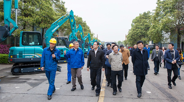 科技部副部长李萌考察调研安博电竞·（anbo）官方网站
智能