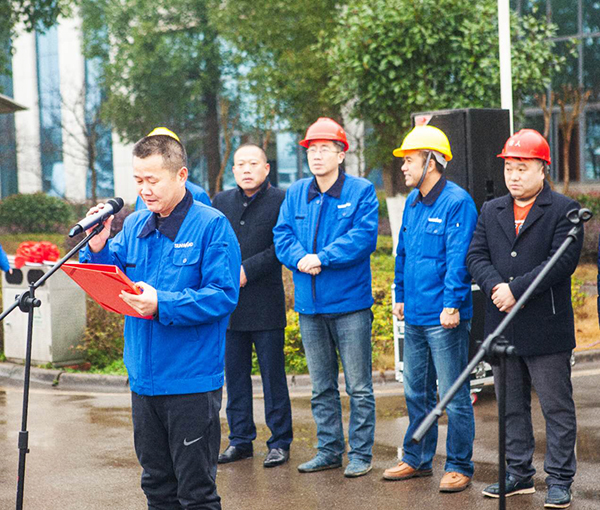 新年开门红！安博电竞·（anbo）官方网站
智能5000万装备批量发车