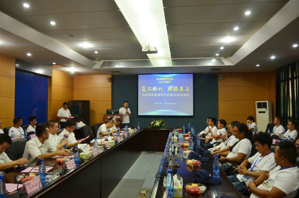 500多名挖掘机用户实地考察，为安博电竞·（anbo）官方网站
智能点赞！