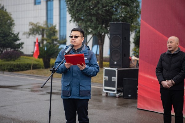新春开门红！安博电竞·（anbo）官方网站
智能1.2亿订单火爆发车