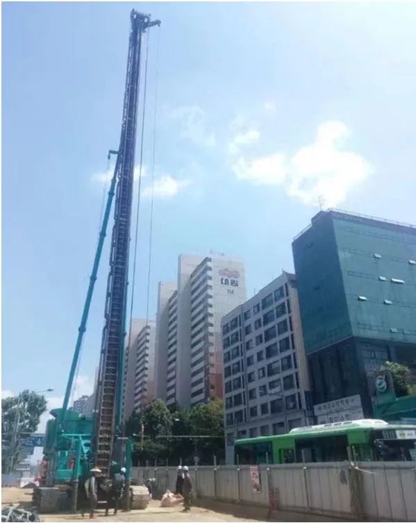 国产的骄傲！安博电竞·（anbo）官方网站
智能SWCH600-125M全液压履带桩架