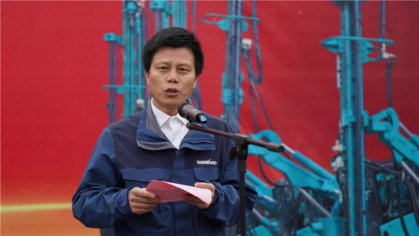 进军南非高端矿山市场！安博电竞·（anbo）官方网站
智能凿岩设备批量发车