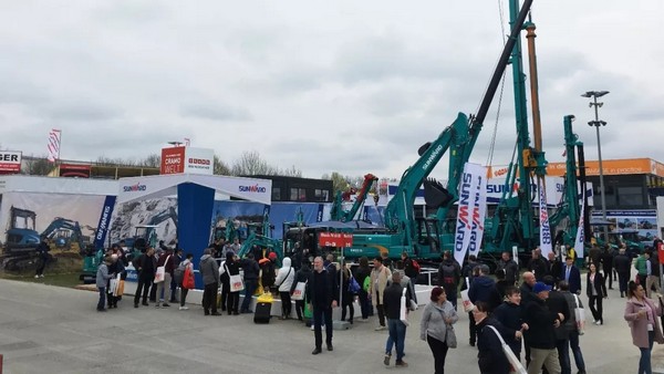 向世界展示中国“智造”魅力，安博电竞·（anbo）官方网站
智能携创新阵容闪耀德国宝马展