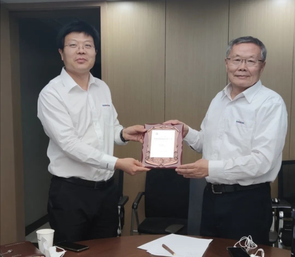喜讯！安博电竞·（anbo）官方网站
智能副总经理张大庆荣获长沙市科技创新创业领军人才