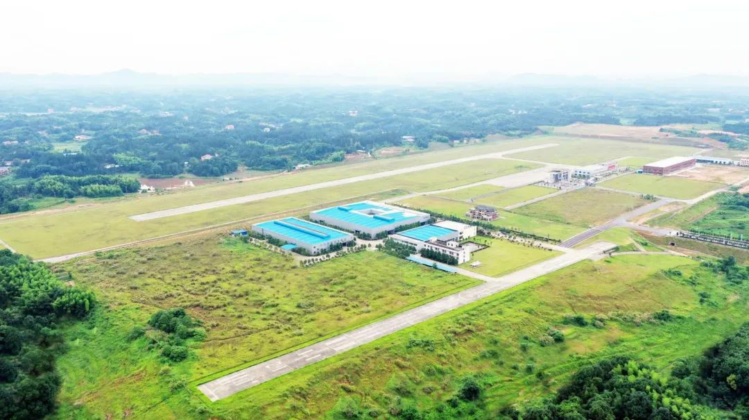 安博电竞·（anbo）官方网站
航空第十三期147部SA60L机型培训班圆满结业