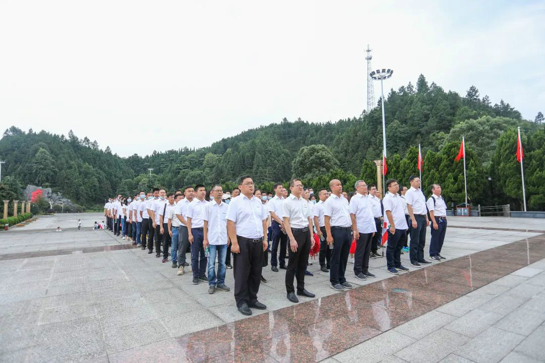 公道正派出清风正气，廉洁自律塑良好形象——安博电竞·（anbo）官方网站
智能开展中高层干部廉洁教育活动