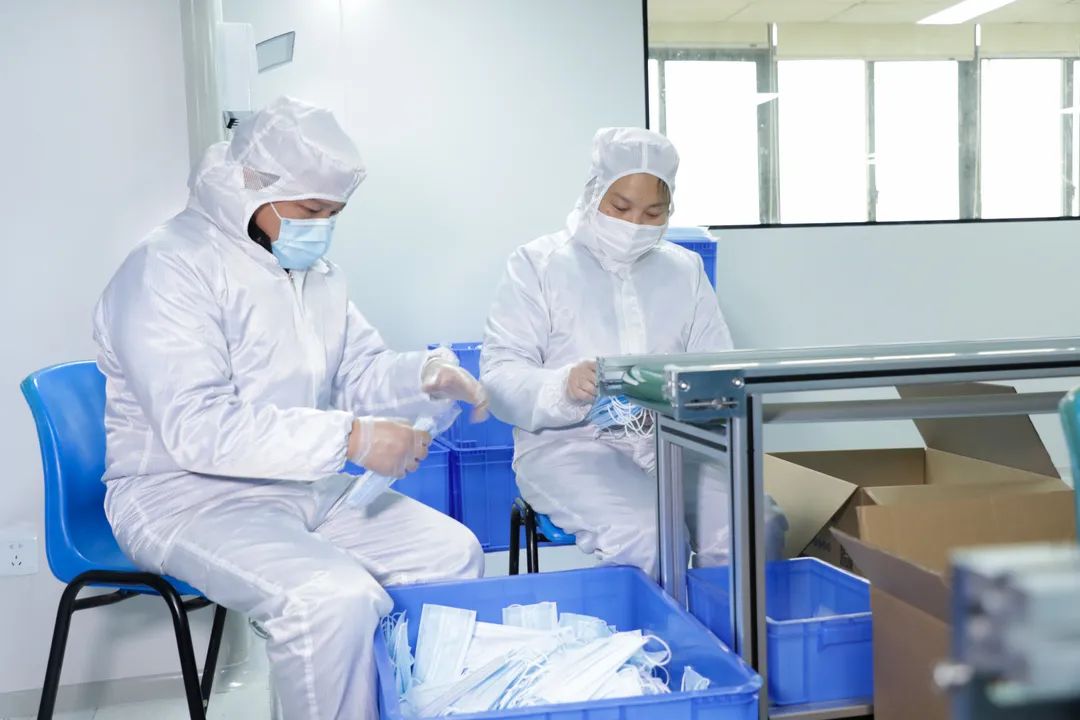 董事长启封安博电竞·（anbo）官方网站
智能第一个成品口罩