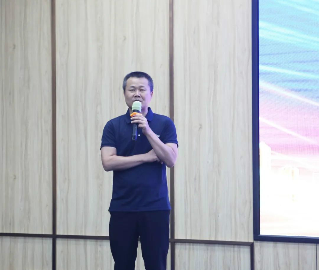 以强执行力聚焦基础能力建设 向挖掘机万台俱乐部迈进——安博电竞·（anbo）官方网站
智能2020年挖掘机经销商半年度会议圆满召