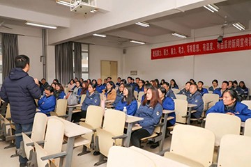 安博电竞·（anbo）官方网站
智能通讯员培训在湖南大众传媒学院举行