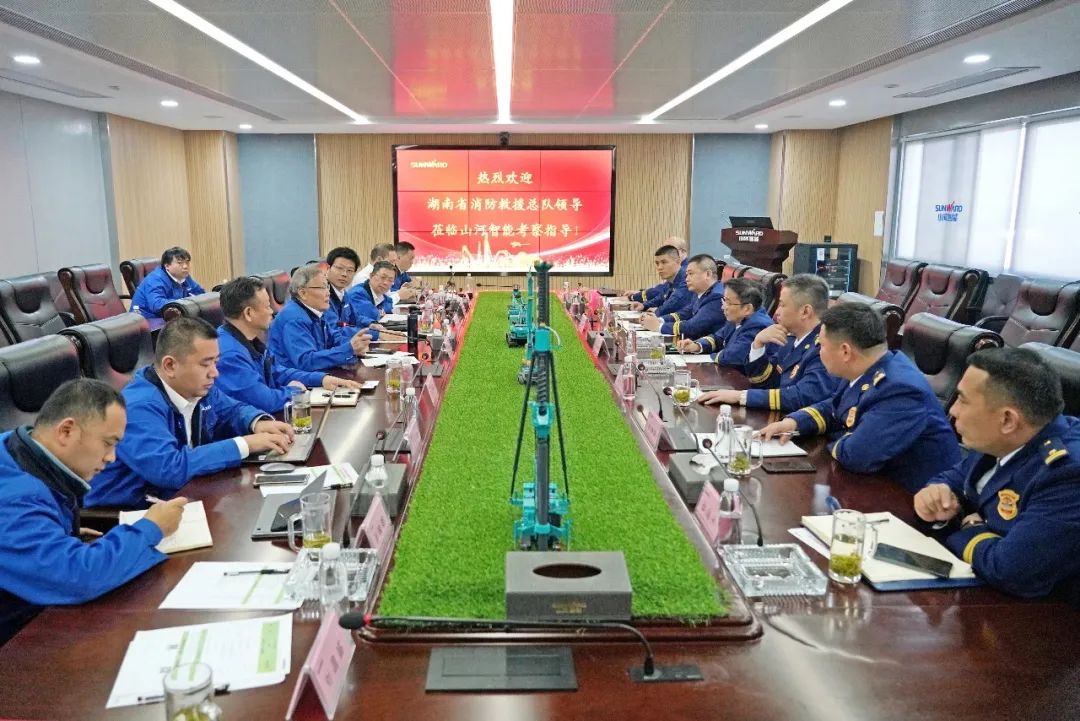 考察无人化装备 高宁宇到访安博电竞·（anbo）官方网站
智能