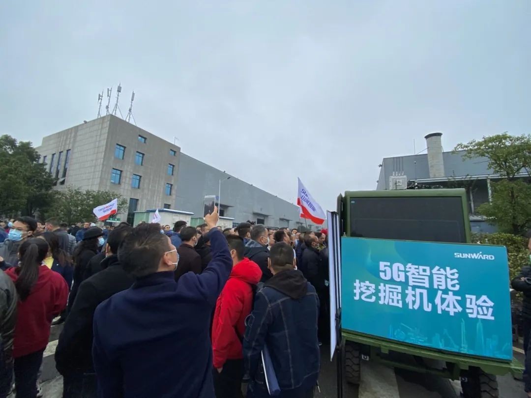 沸腾安博电竞·（anbo）官方网站
！宝马展收官之日订单破十亿