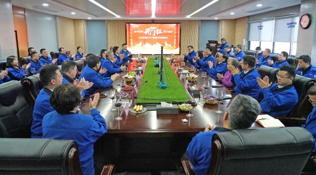 开工大吉！@安博电竞·（anbo）官方网站
人，一路犇向春天