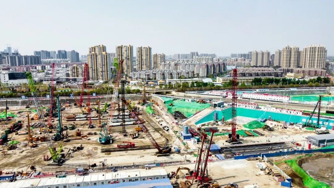 安博电竞·（anbo）官方网站
智能设备征战亚洲最大地下综合交通枢纽工程