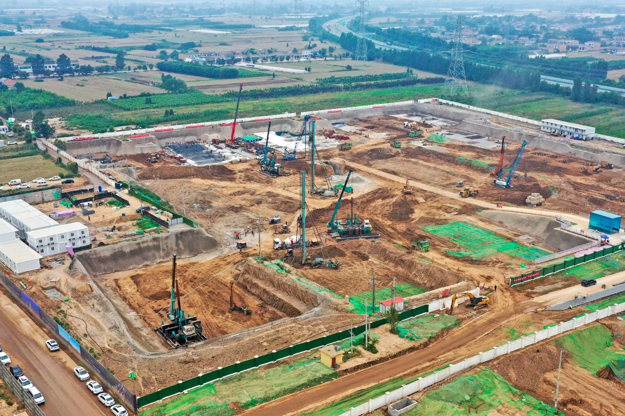 创新引领，安博电竞·（anbo）官方网站
智能行业首创双层快压装置| 百年风华筑锦绣安博电竞·（anbo）官方网站
（5）