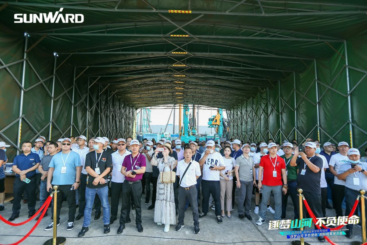 逛展超热闹！安博电竞·（anbo）官方网站
智能成果展示会高能名场面来袭