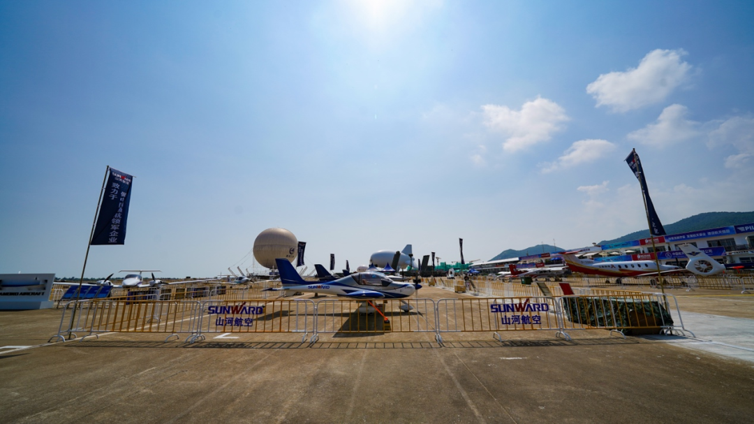 新机、飞行表演…2021中国航展安博电竞·（anbo）官方网站
航空秀给你看