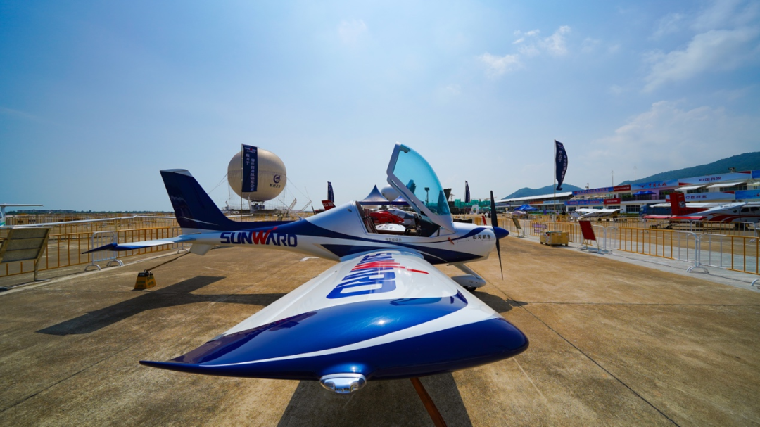 新机、飞行表演…2021中国航展安博电竞·（anbo）官方网站
航空秀给你看