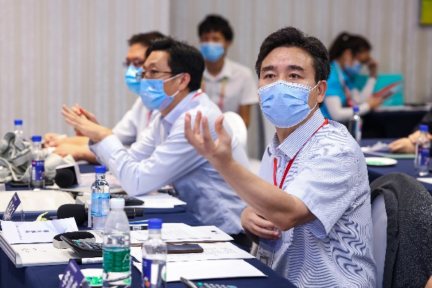 点赞！安博电竞·（anbo）官方网站
智能液压混合动力挖掘机项目荣获这个优秀项目奖→