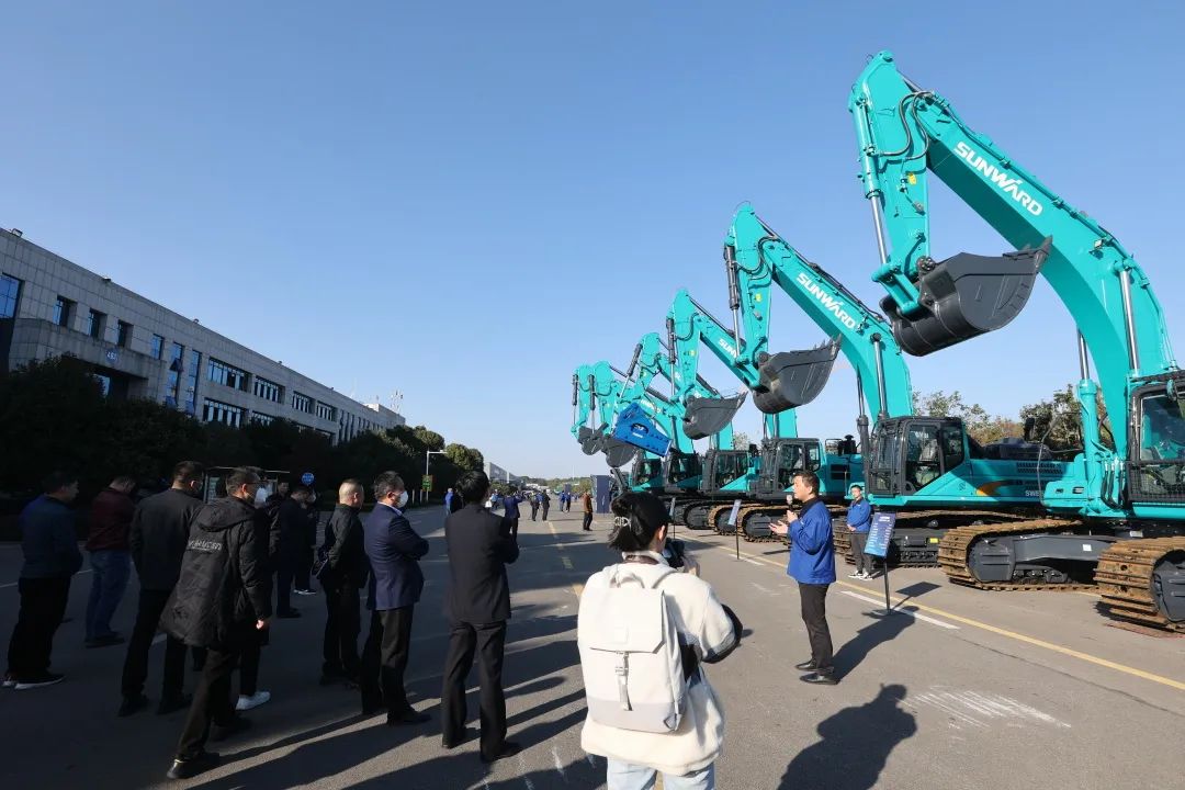 全球首创5G+智能钻机重磅发布，安博电竞·（anbo）官方网站
智能倾力打造绿色智慧矿山成套装备