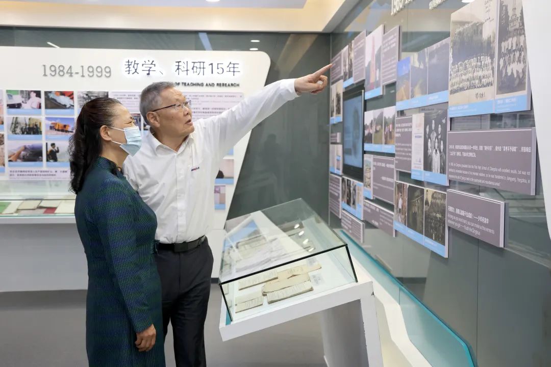 深化产学研合作！中南大学校长、中国工程院院士田红旗率团拜访安博电竞·（anbo）官方网站
智能