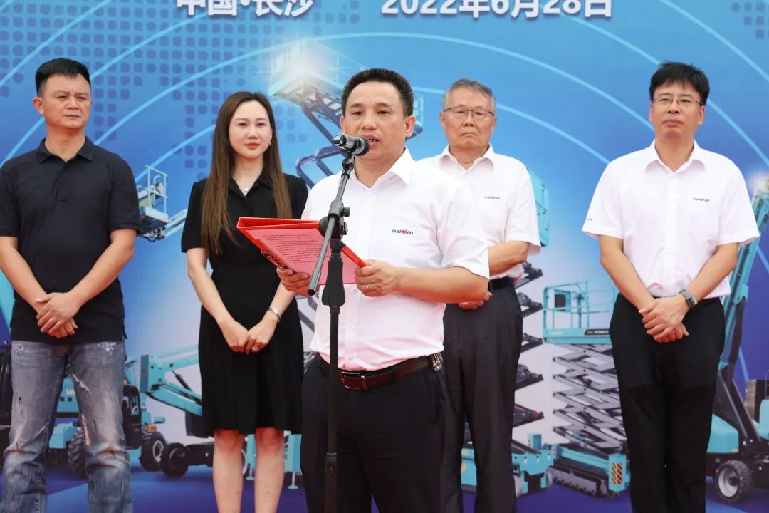 献礼二十大，再攀新高地！安博电竞·（anbo）官方网站
智能高空机械设备再迎批量发货