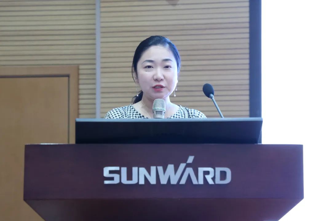 缤纷“暑”假，不负所“托”！安博电竞·（anbo）官方网站
智能职工子女暑期托管班结业啦