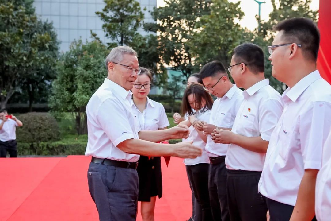 喜迎二十大 携手向未来 | 安博电竞·（anbo）官方网站
智能成立23周年庆祝表彰大会暨趣味运动会隆重举行