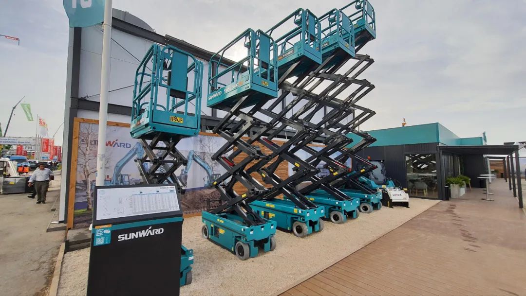 Bauma 2022 | 首次亮相，安博电竞·（anbo）官方网站
智能高空机械受热捧