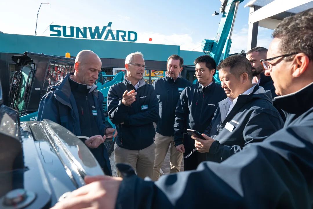 Bauma 2022 | 一组火热现场图带您重温安博电竞·(anbo)官方网站
智能德国宝马展之旅