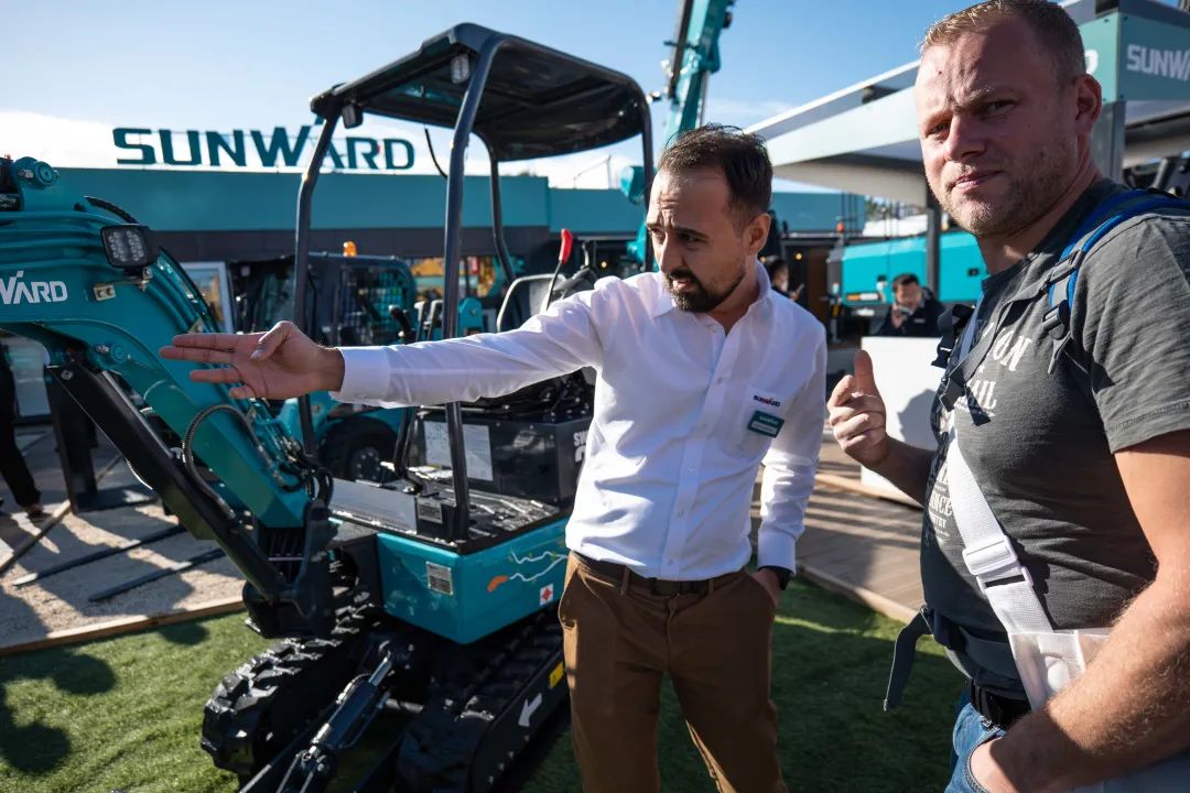 Bauma 2022 | 一组火热现场图带您重温安博电竞·(anbo)官方网站
智能德国宝马展之旅
