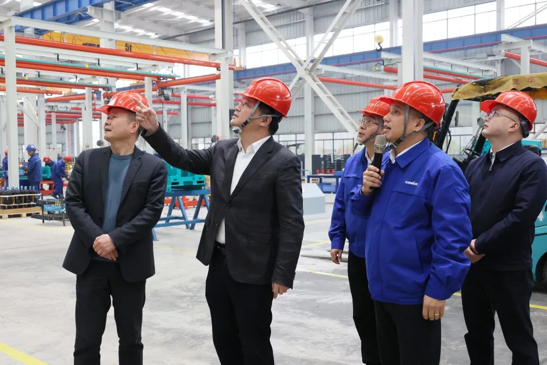 付旭明慰问安博电竞·（anbo）官方网站
智能市三八红旗手并督导安全生产工作
