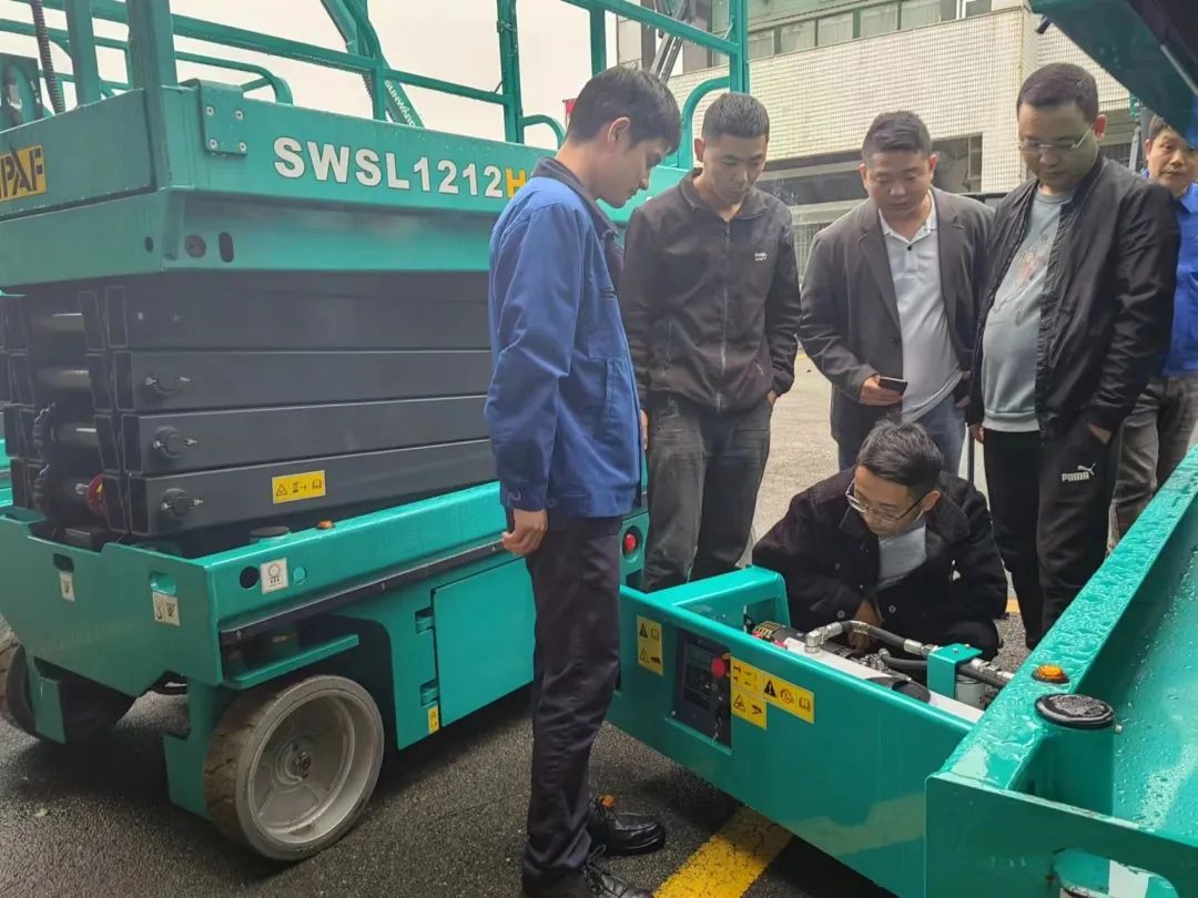 创新引领，高峰相见！安博电竞·（anbo）官方网站
智能高空机械产品推介会走进粤港澳大湾区