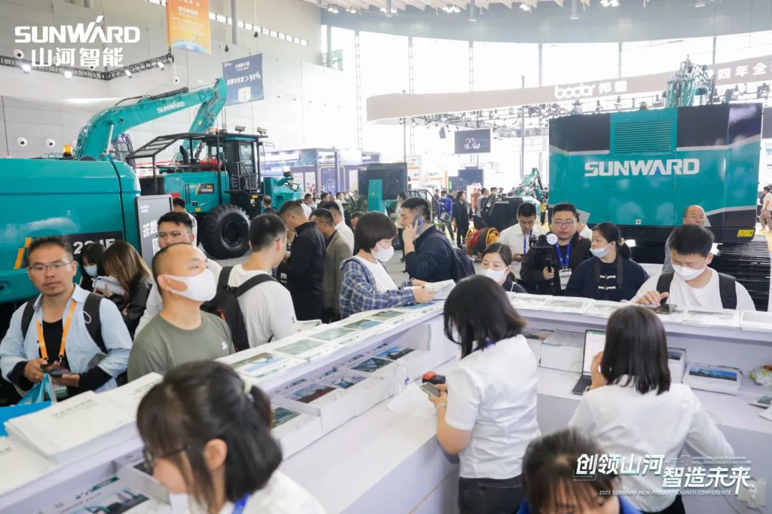 2023 CICEE | 安博电竞·（anbo）官方网站
智能亮相2023长沙国际工程机械展！智能化、电动化产品站C位