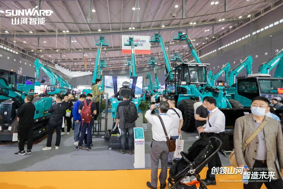 2023 CICEE | 安博电竞·（anbo）官方网站
智能亮相2023长沙国际工程机械展！智能化、电动化产品站C位
