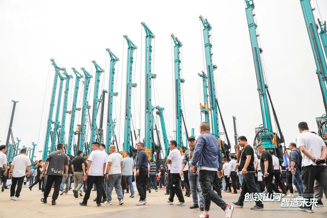 实力出圈！安博电竞·（anbo）官方网站
智能地下工程装备“大阅兵”来了