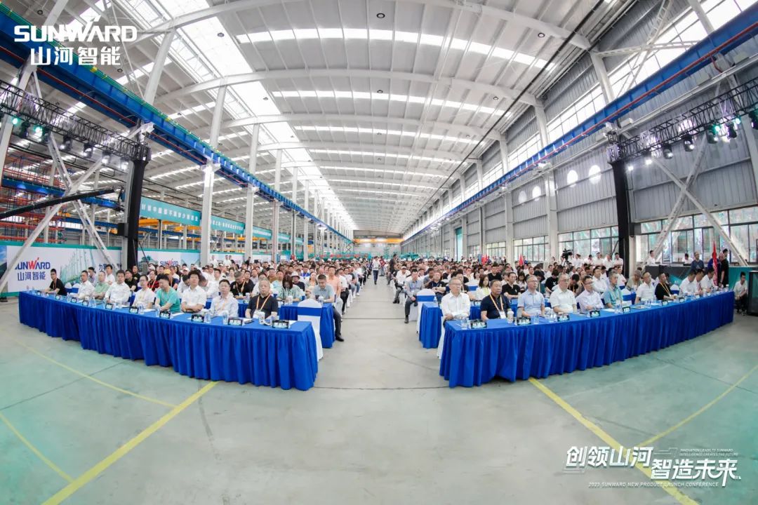 2023 CICEE | 全球工程机械盛会完美落幕！安博电竞·（anbo）官方网站
智能交出闪亮答卷