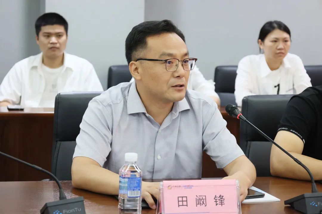 携手开启绿色转型之路！安博电竞·（anbo）官方网站
智能&南京盖百氏增程式电动旋挖钻机签约仪式成功举办