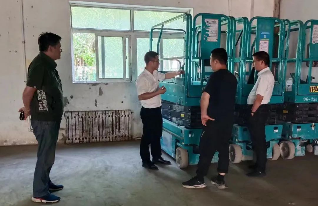 倾听客户心声！安博电竞·（anbo）官方网站
智能高空机械“服务万里行”走进东北
