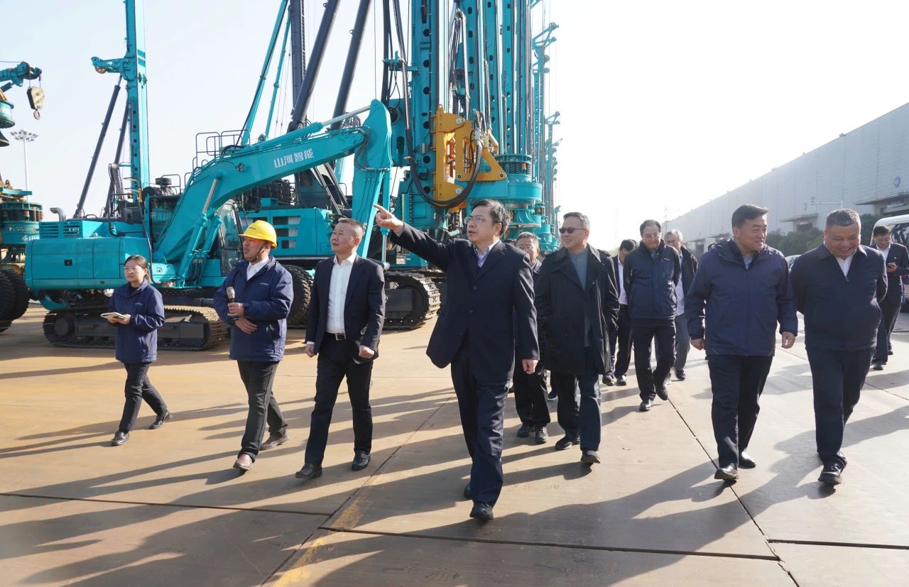 聚焦装备再制造！上海市政协副主席、党组副书记肖贵玉带队调研安博电竞·（anbo）官方网站
智能