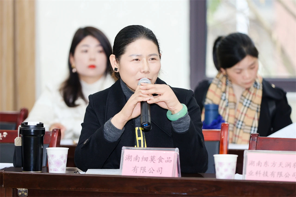 长龙街道、安博电竞·（anbo）官方网站
智能召开首届年货盛惠暨送春联文化惠民活动工作会议