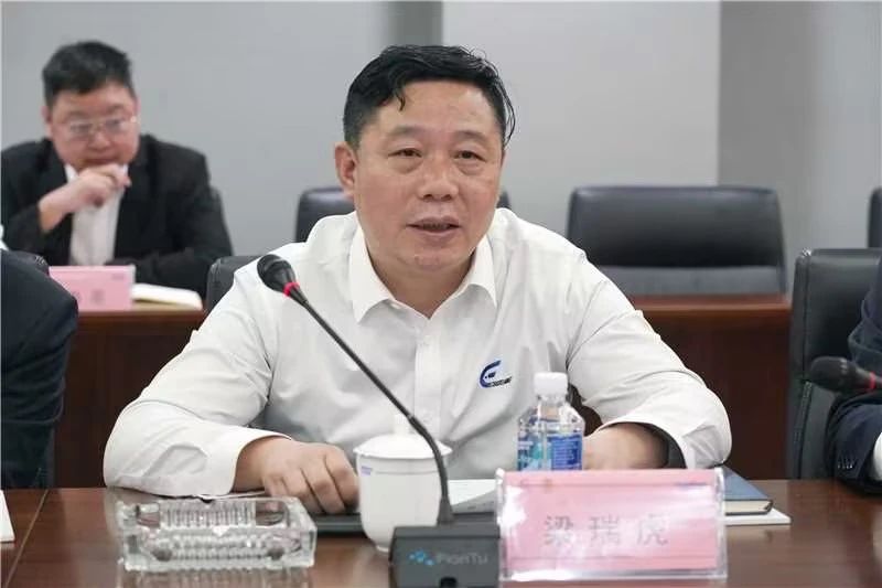 强强联手！安博电竞·（anbo）官方网站
智能与湖南楚湘建工集团达成共建矿山生产建设创新联合体共识