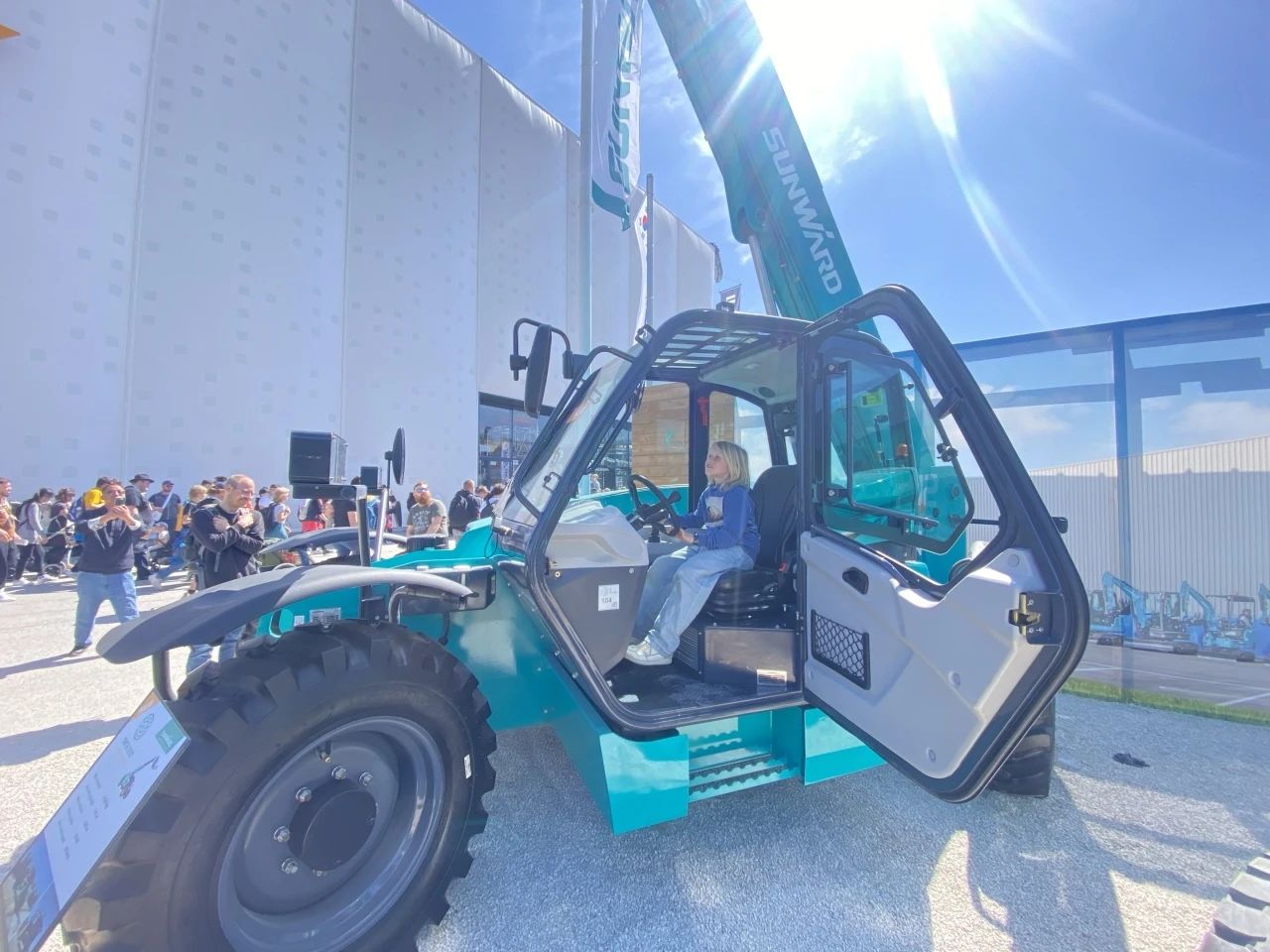 安博电竞·（anbo）官方网站
智能高空机械闪耀Bauma 2025！ 新能源技术与创新产品获全球瞩目